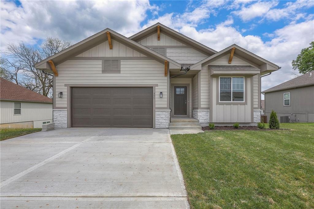 Listing Photo MLS #HMS2530113