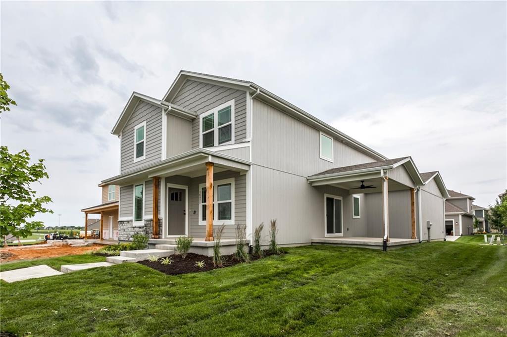 Listing Photo MLS #HMS2539804