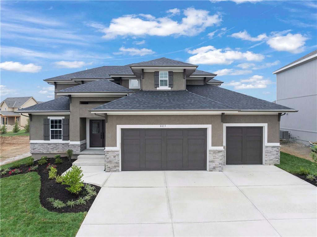 Listing Photo MLS #HMS2542295