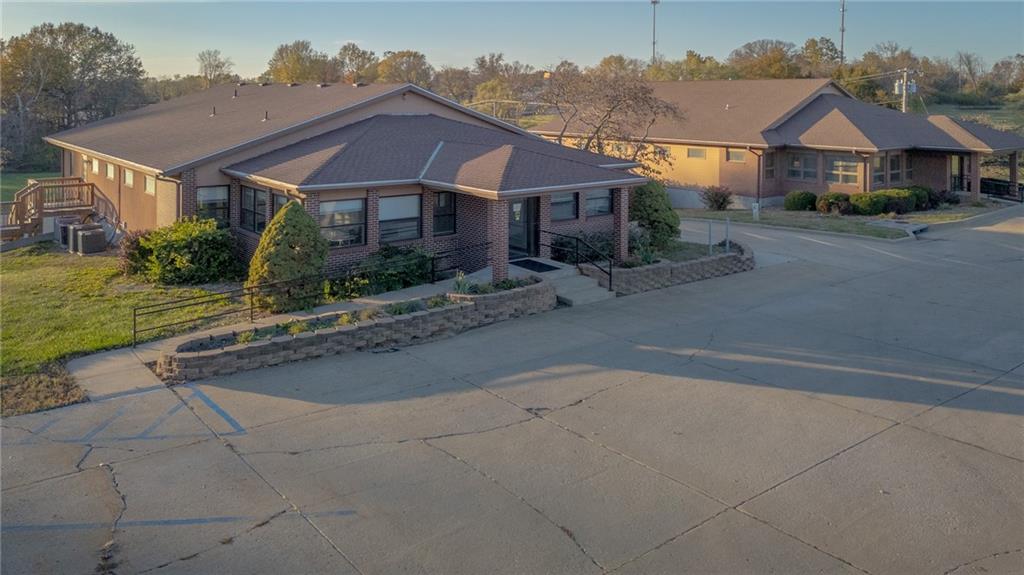 Listing Photo MLS #HMS2542755