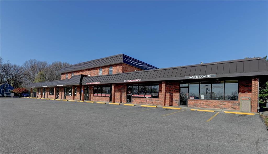 Listing Photo MLS #HMS2549052