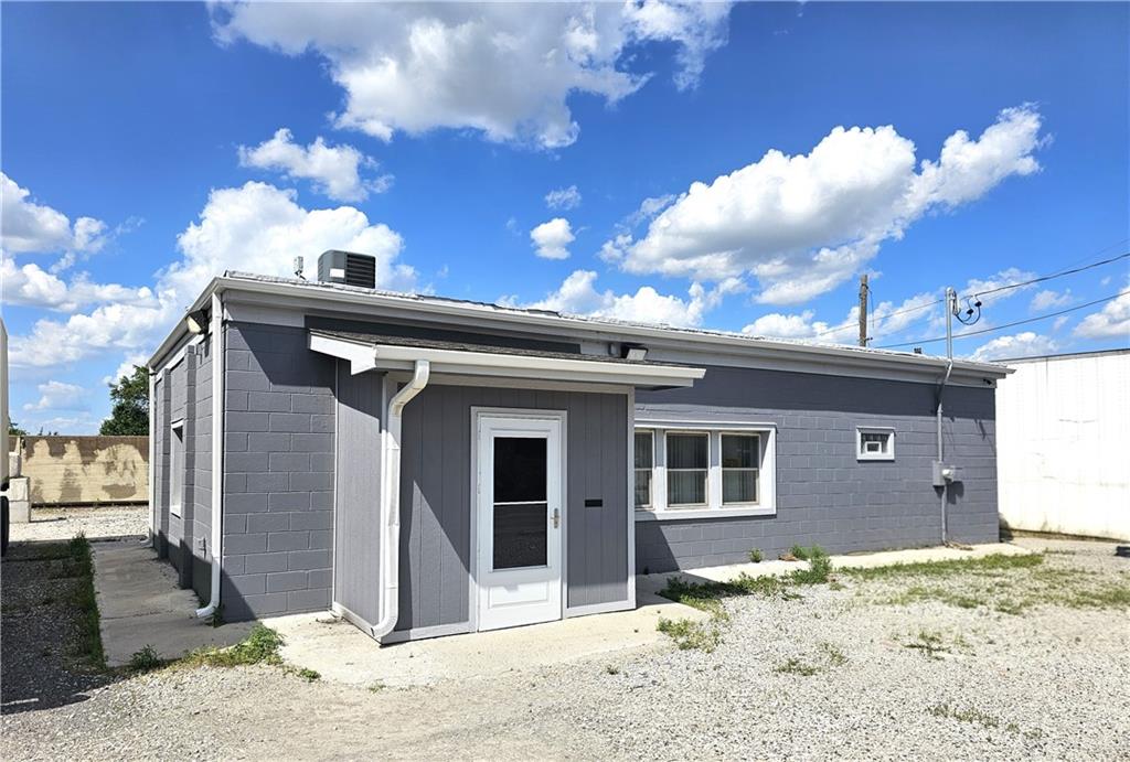 Listing Photo MLS #HMS2551524