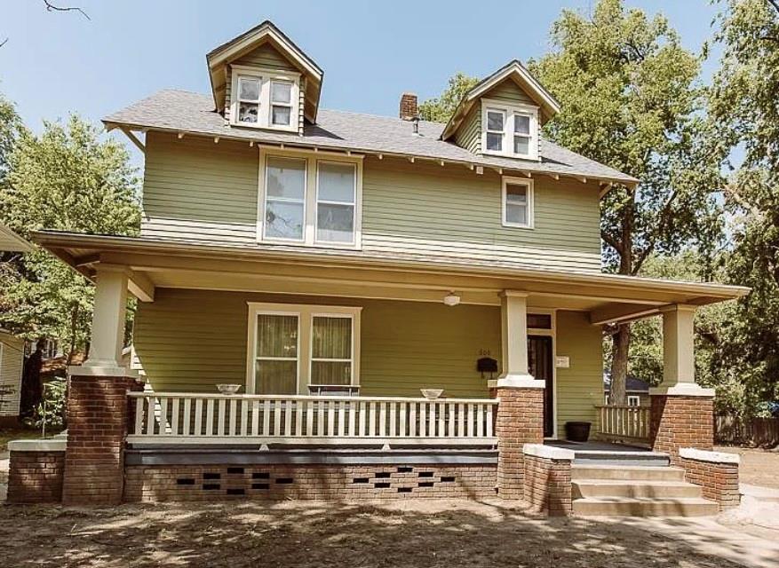 Listing Photo MLS #HMS2552971