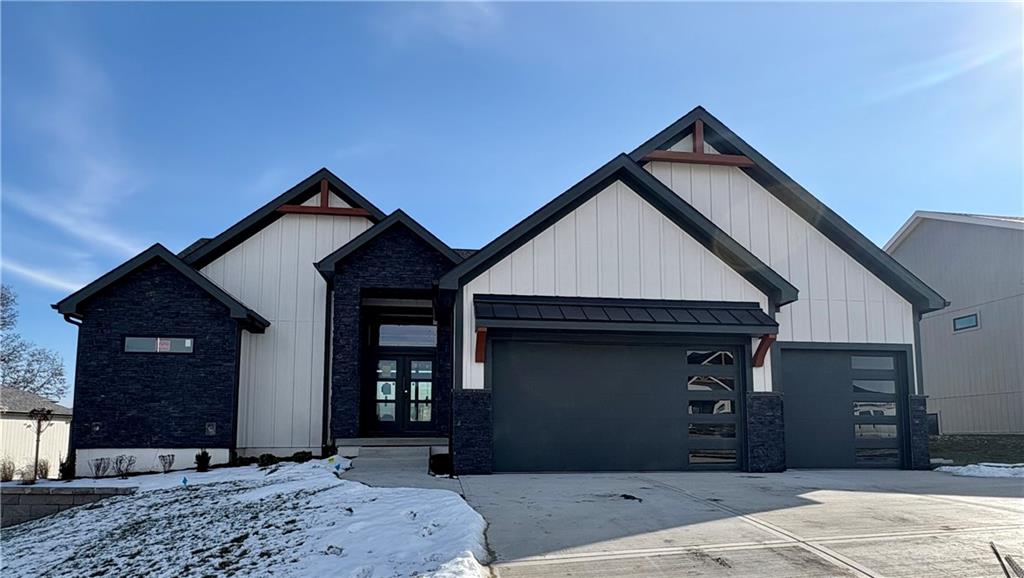 Listing Photo MLS #HMS2553054