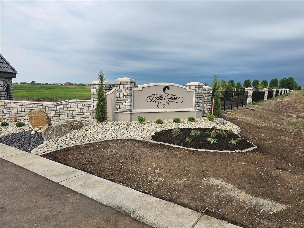 Listing Photo MLS #HMS2556649