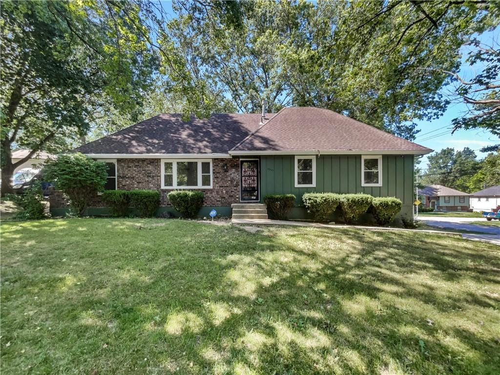 Listing Photo MLS #HMS2561418