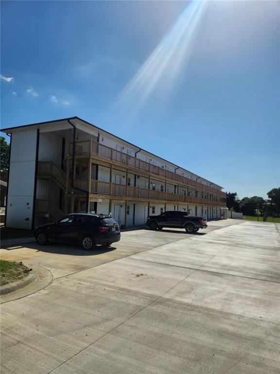 Listing Photo MLS #HMS2561428