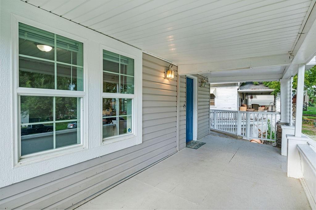 Listing Photo MLS #HMS2562262