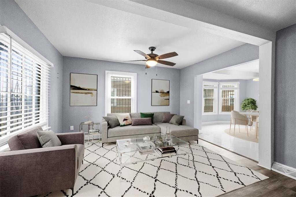 Listing Photo MLS #HMS2564441