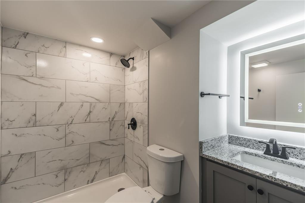 Listing Photo MLS #HMS2571405