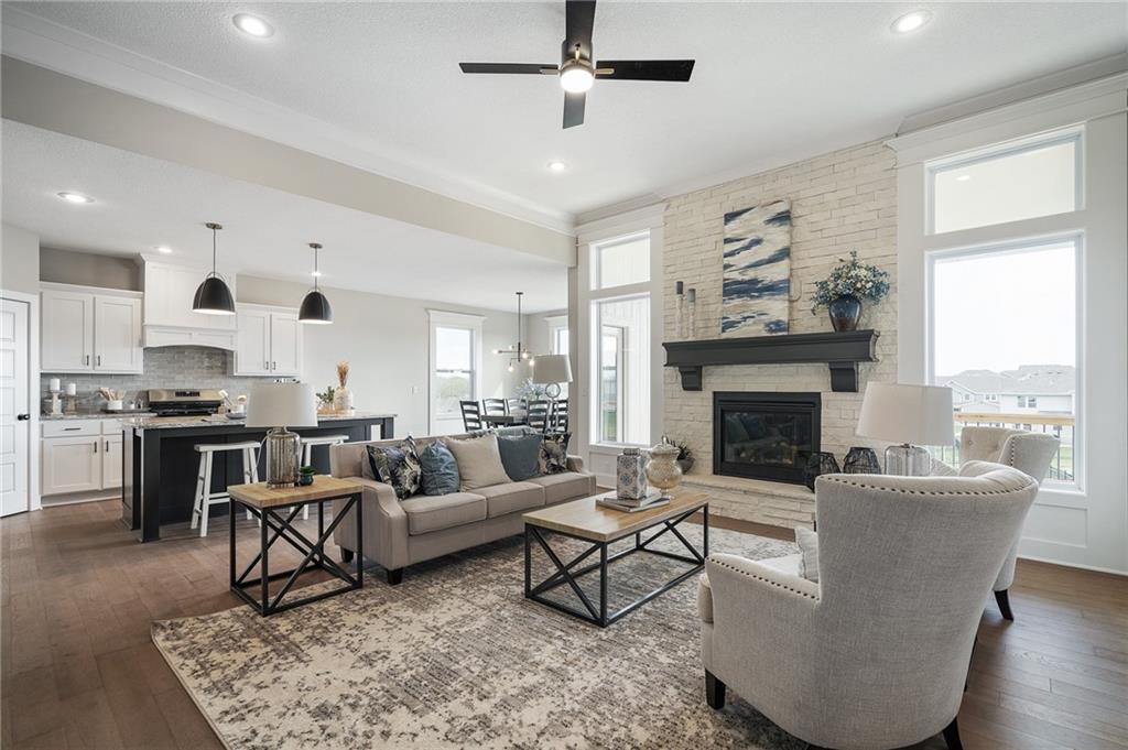 Listing Photo MLS #HMS2571678