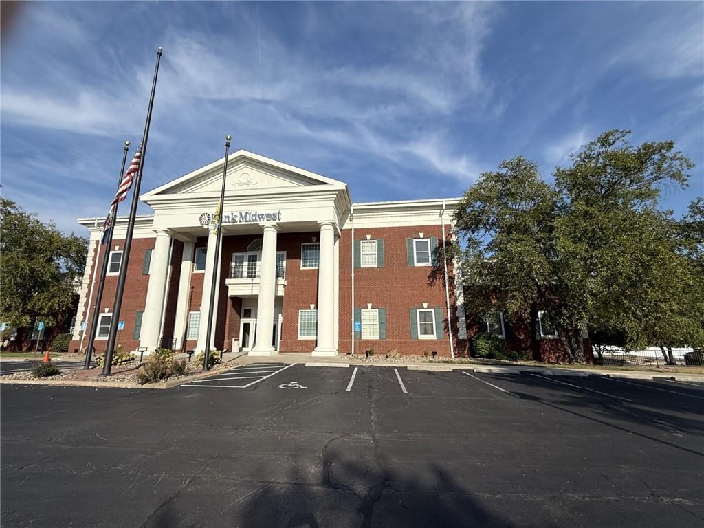 Listing Photo MLS #HMS2573957