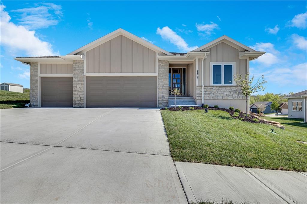 Listing Photo MLS #HMS2574238