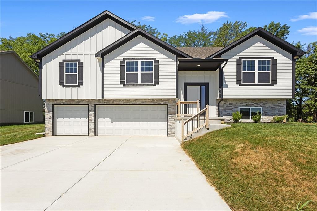 Listing Photo MLS #HMS2574634