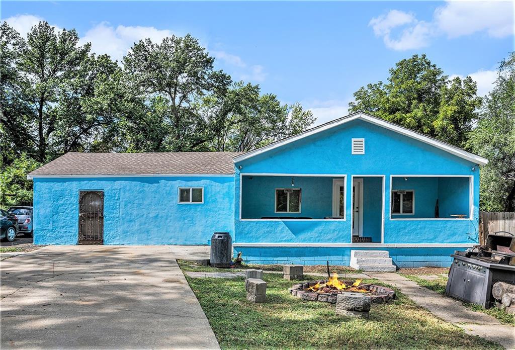 Listing Photo MLS #HMS2576774