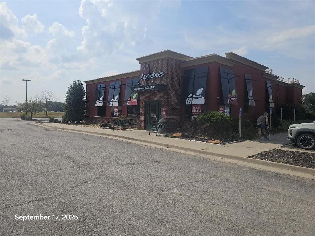 Listing Photo MLS #HMS2576930