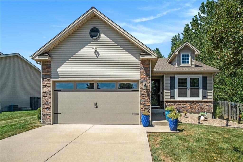 Listing Photo MLS #HMS2578314