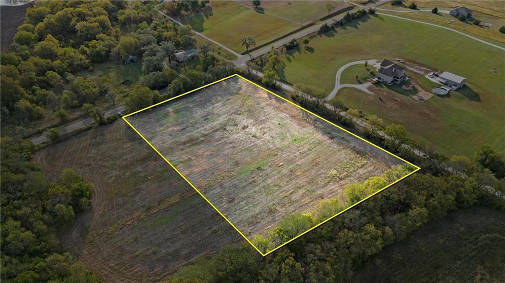 Listing Photo MLS #HMS2579981