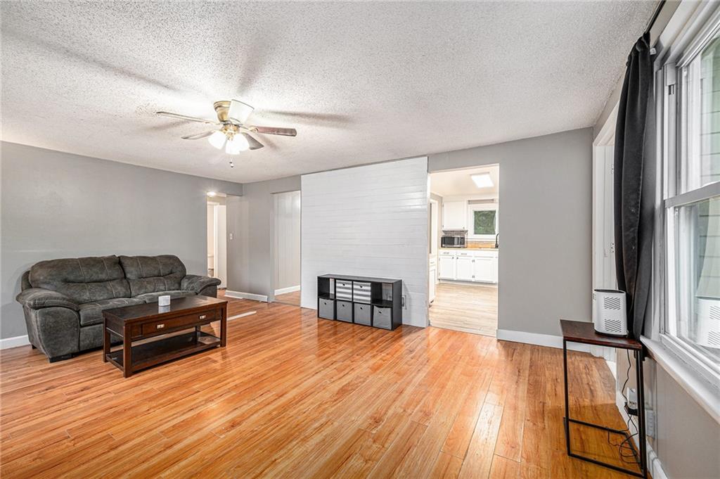 Listing Photo MLS #HMS2582026