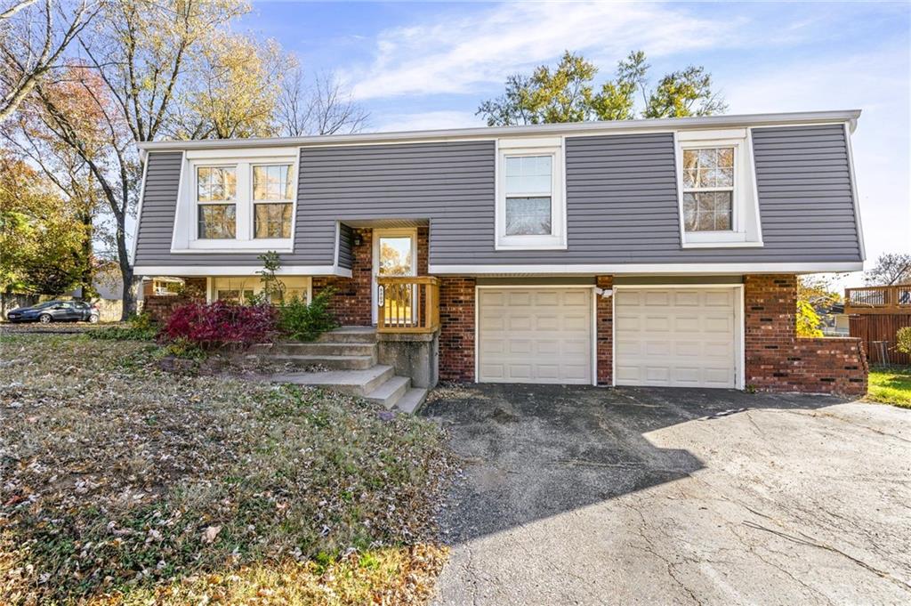 Listing Photo MLS #HMS2582447