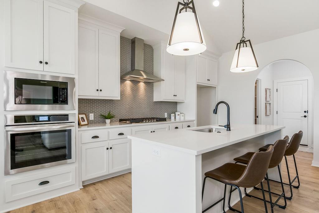 Listing Photo MLS #HMS2583751