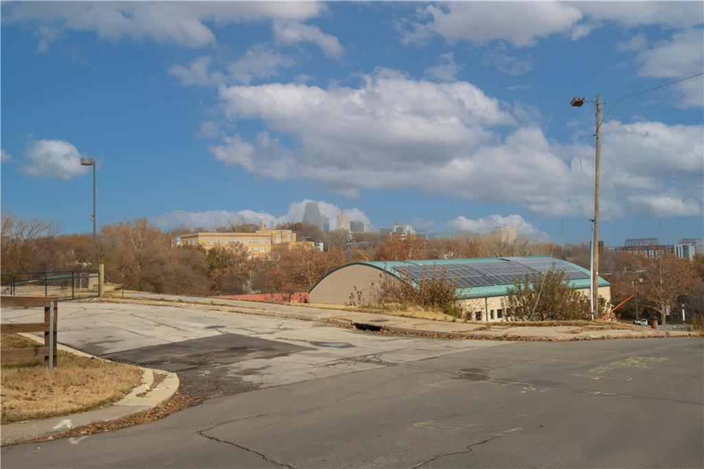 Listing Photo MLS #HMS2585088