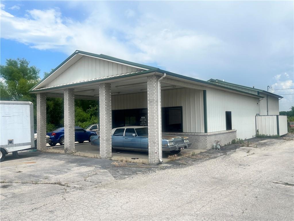 Listing Photo MLS #HMS2587470