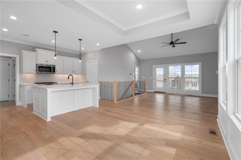 Listing Photo MLS #HMS2587986