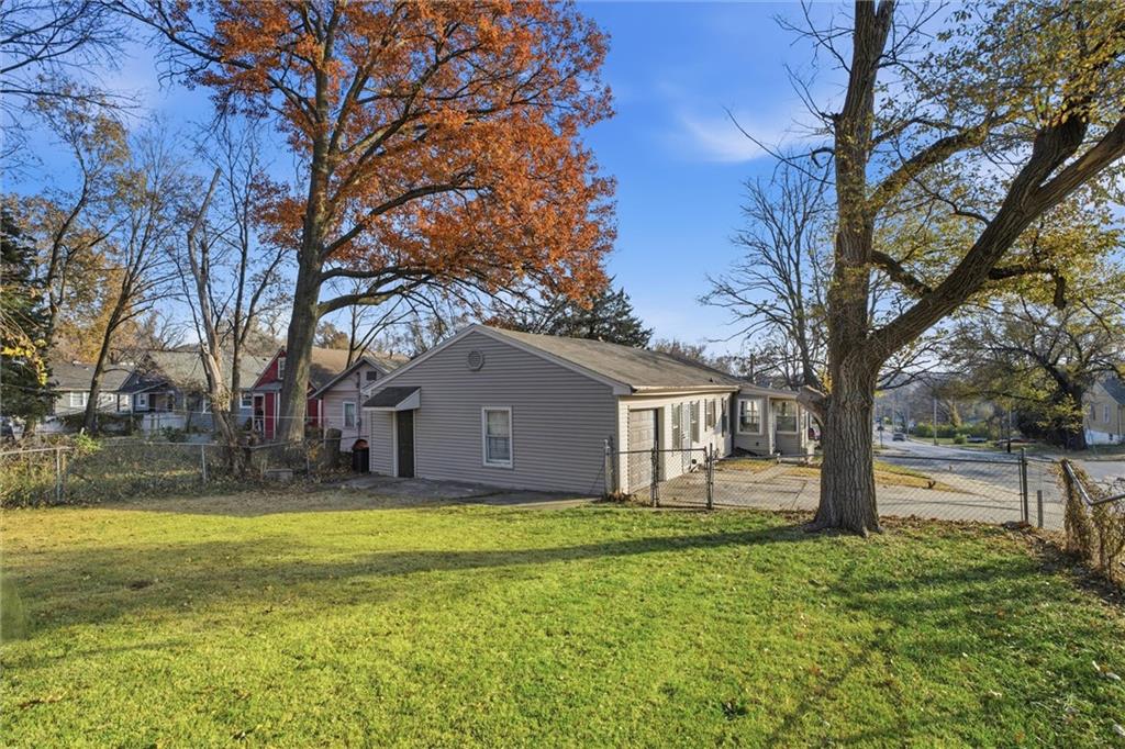 Listing Photo MLS #HMS2588606