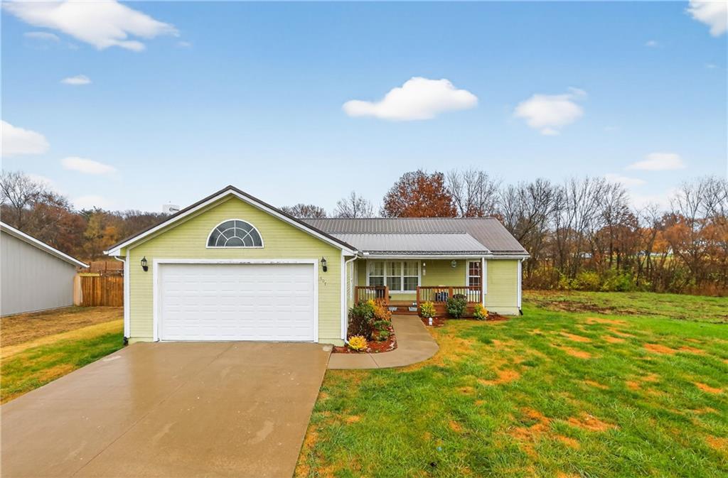 Listing Photo MLS #HMS2588972