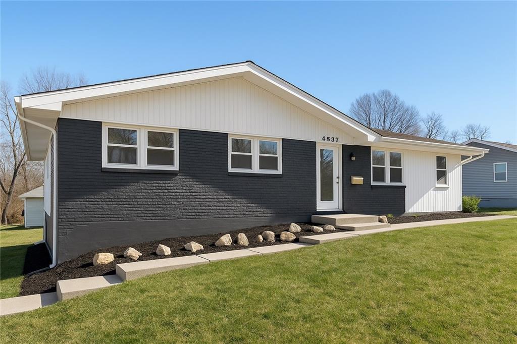 Listing Photo MLS #HMS2589403