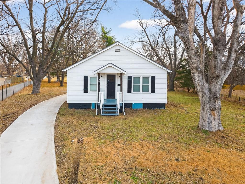 Listing Photo MLS #HMS2589466