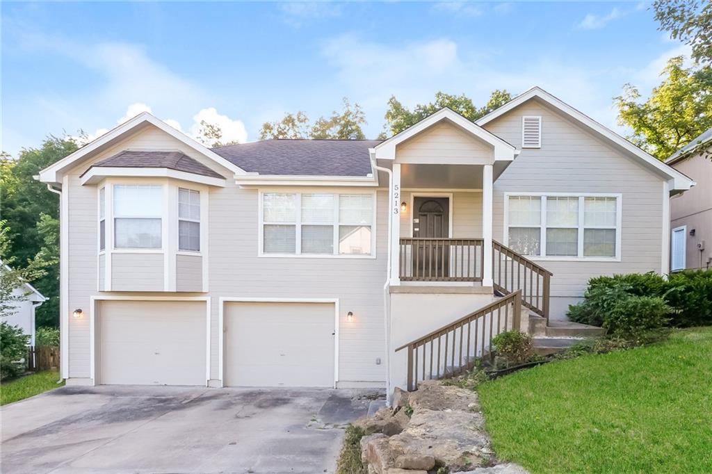 Listing Photo MLS #HMS2589774