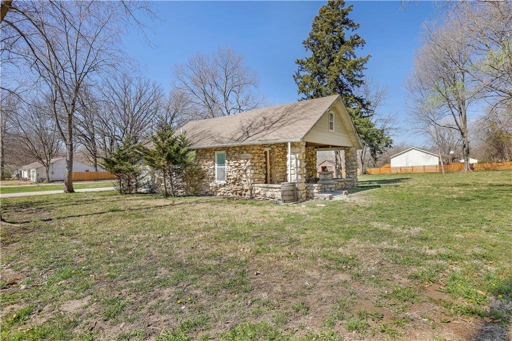 Listing Photo MLS #HMS2591325