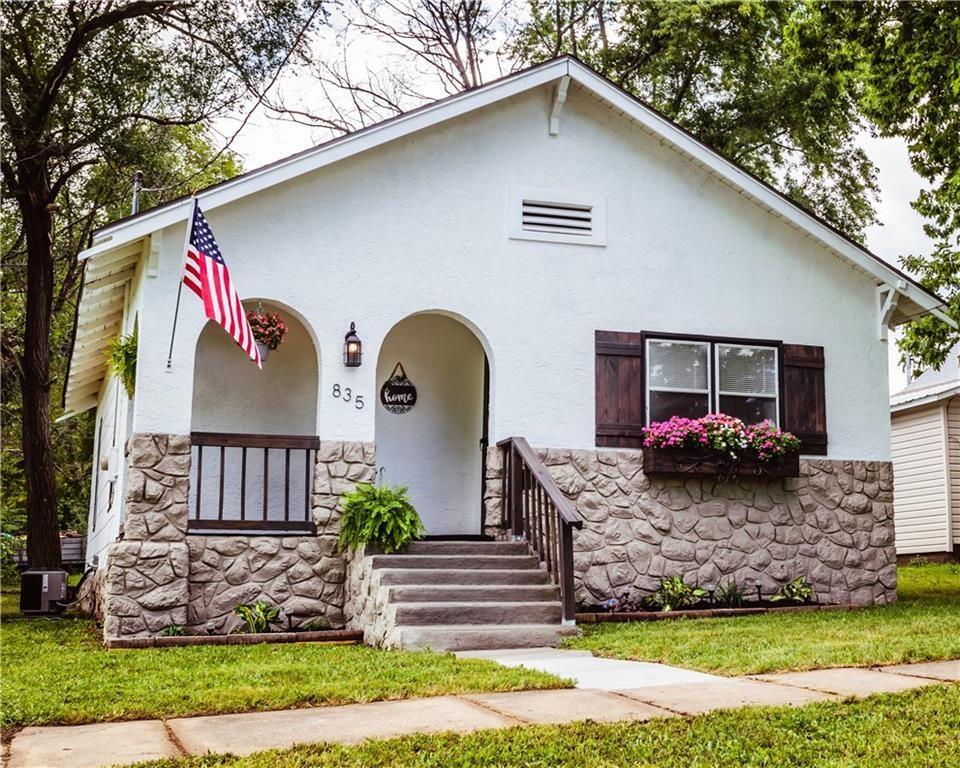 Listing Photo MLS #HMS2591462