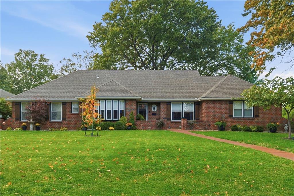 Listing Photo MLS #HMS2591466