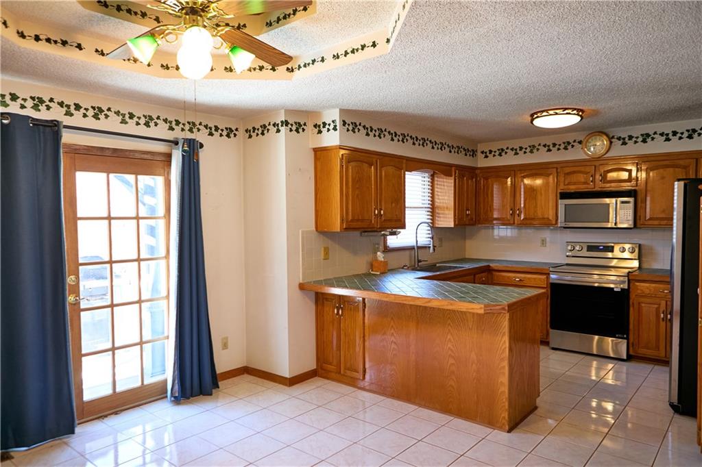 Listing Photo MLS #HMS2591612