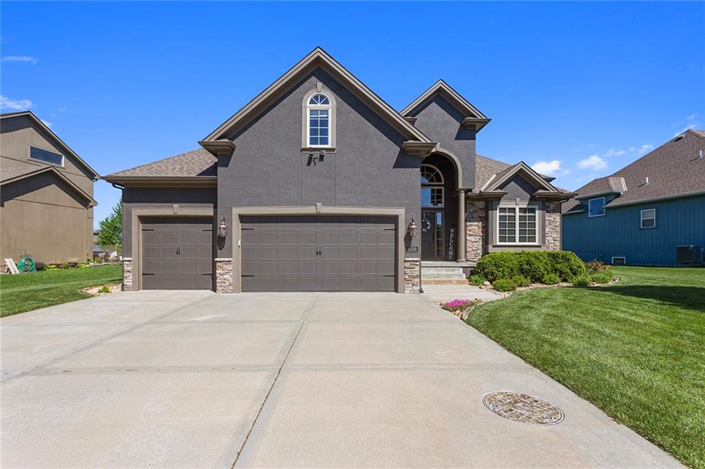 Listing Photo MLS #HMS2597136