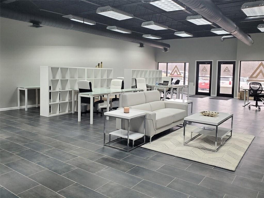 Listing Photo MLS #HMS2597590