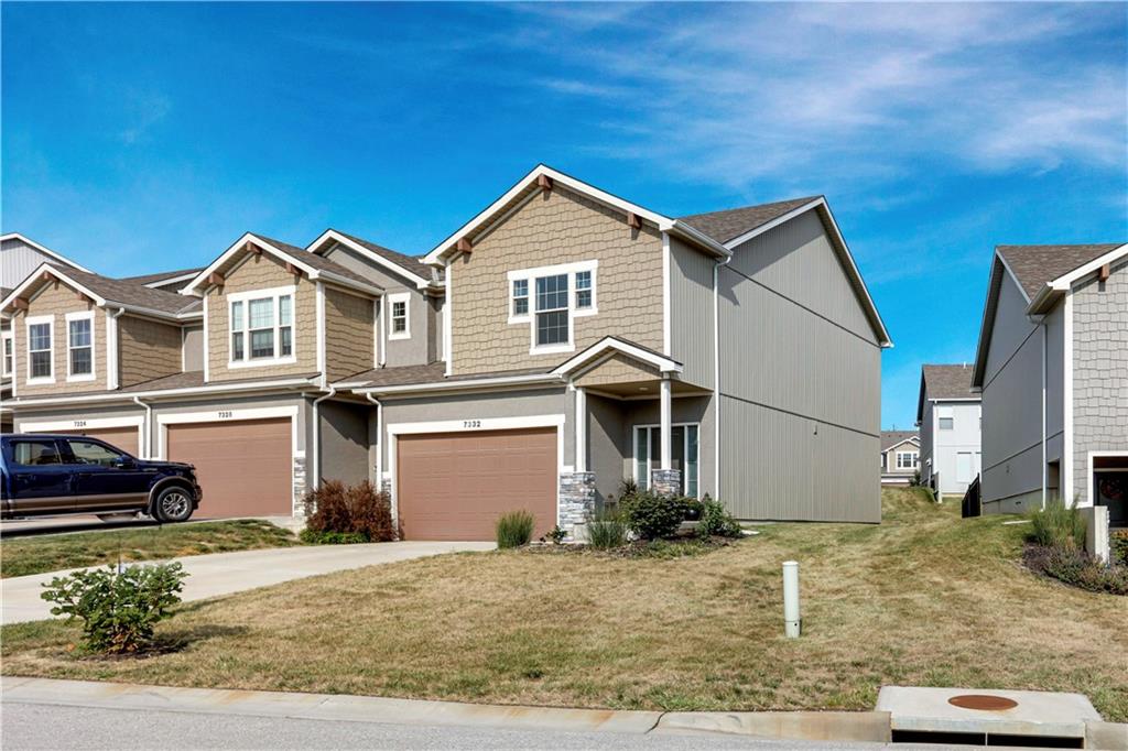 Listing Photo MLS #HMS2598171