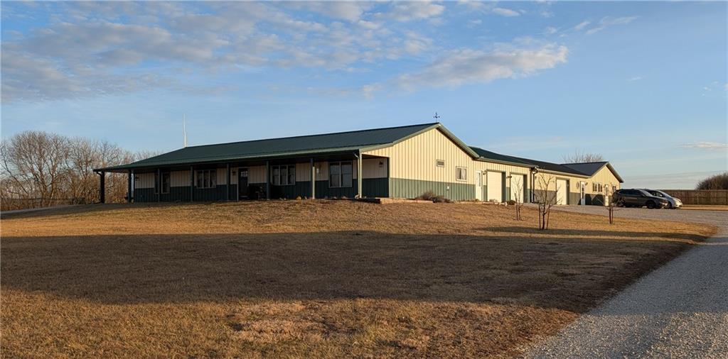 Listing Photo MLS #HMS2602024