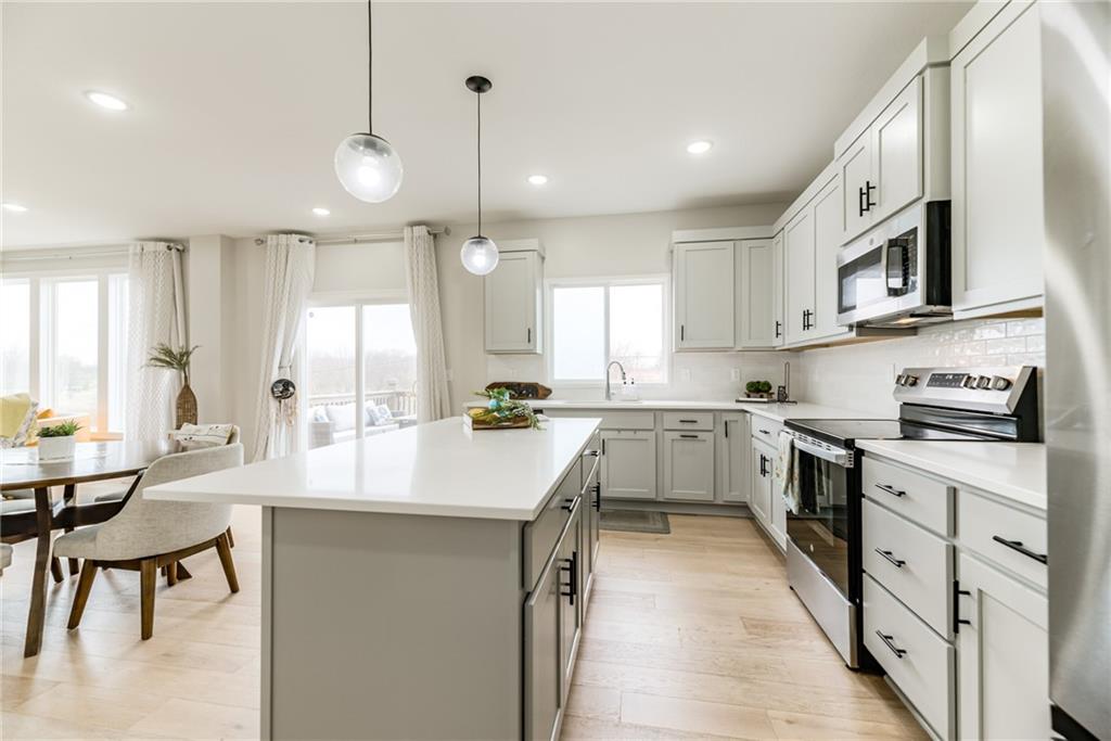 Listing Photo MLS #HMS2602158