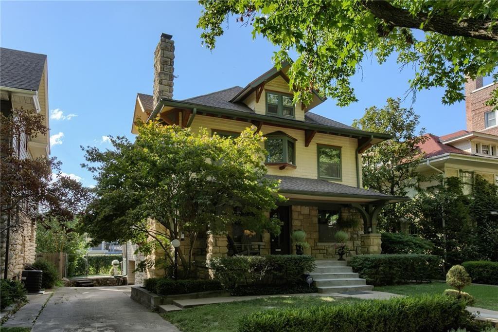 Listing Photo MLS #HMS2602177