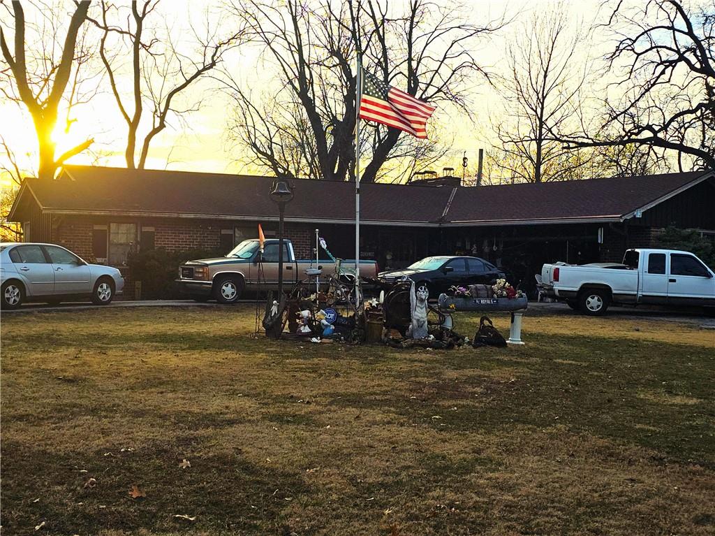 Listing Photo MLS #HMS2602336