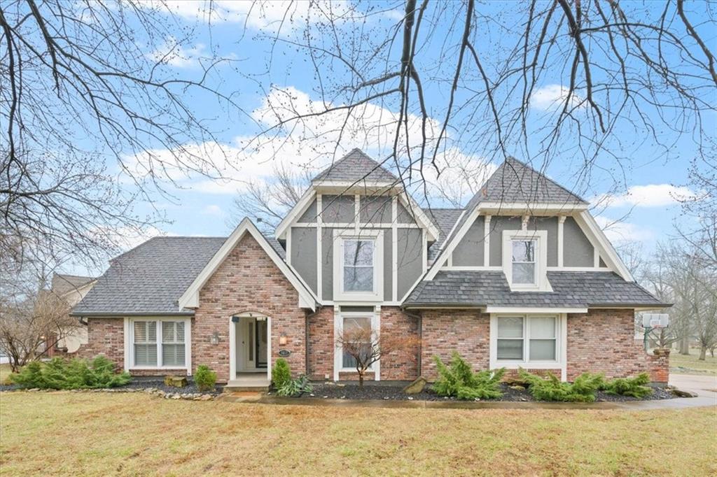 Listing Photo MLS #HMS2602437