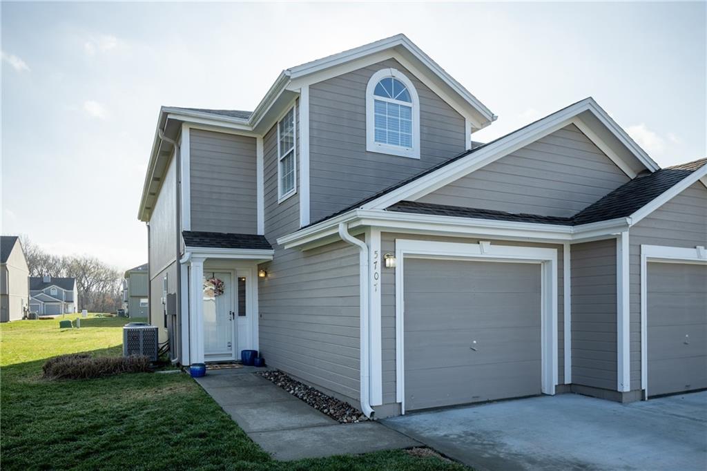 Listing Photo MLS #HMS2602660