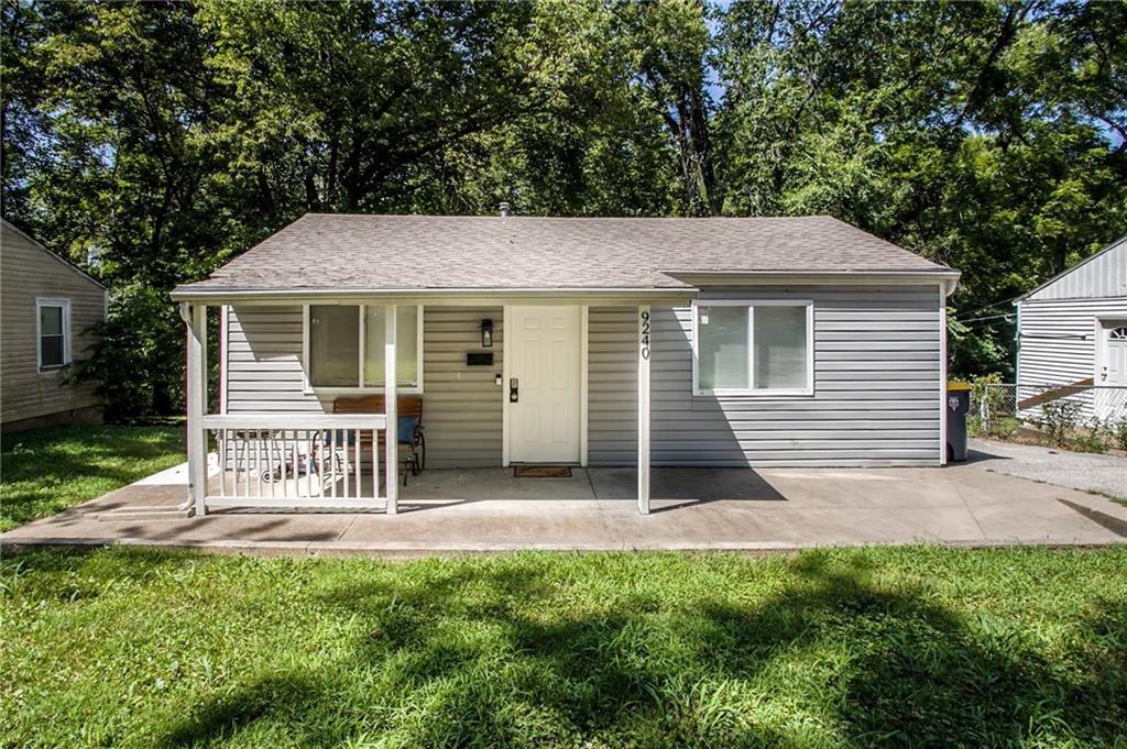 Listing Photo MLS #HMS2602992