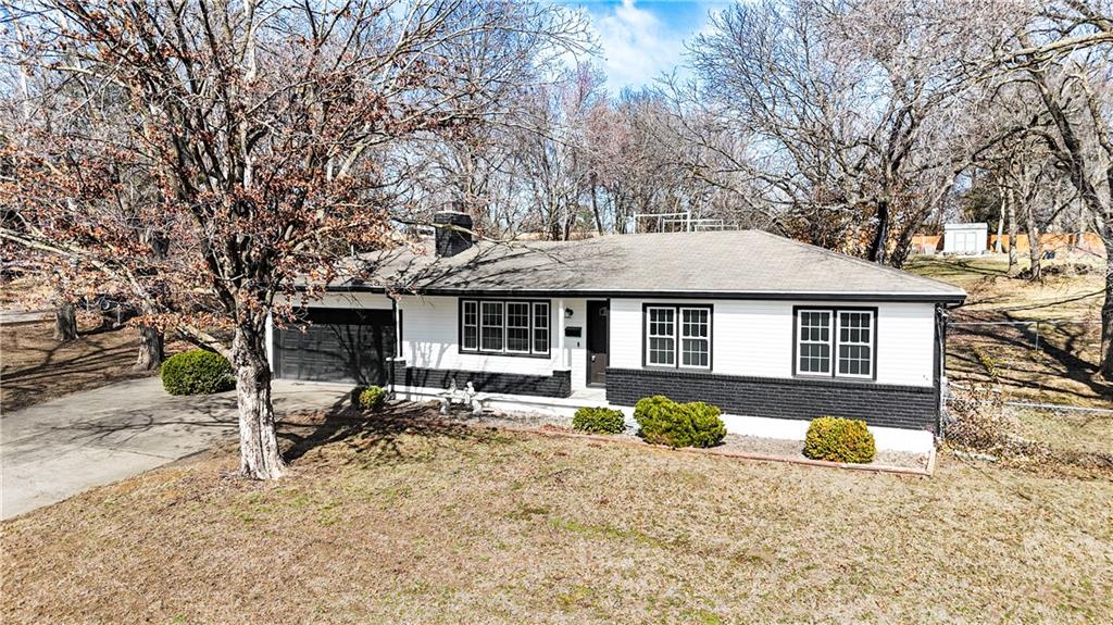 Listing Photo MLS #HMS2603164