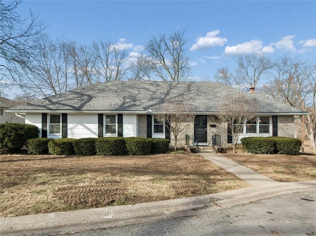 Listing Photo MLS #HMS2603245