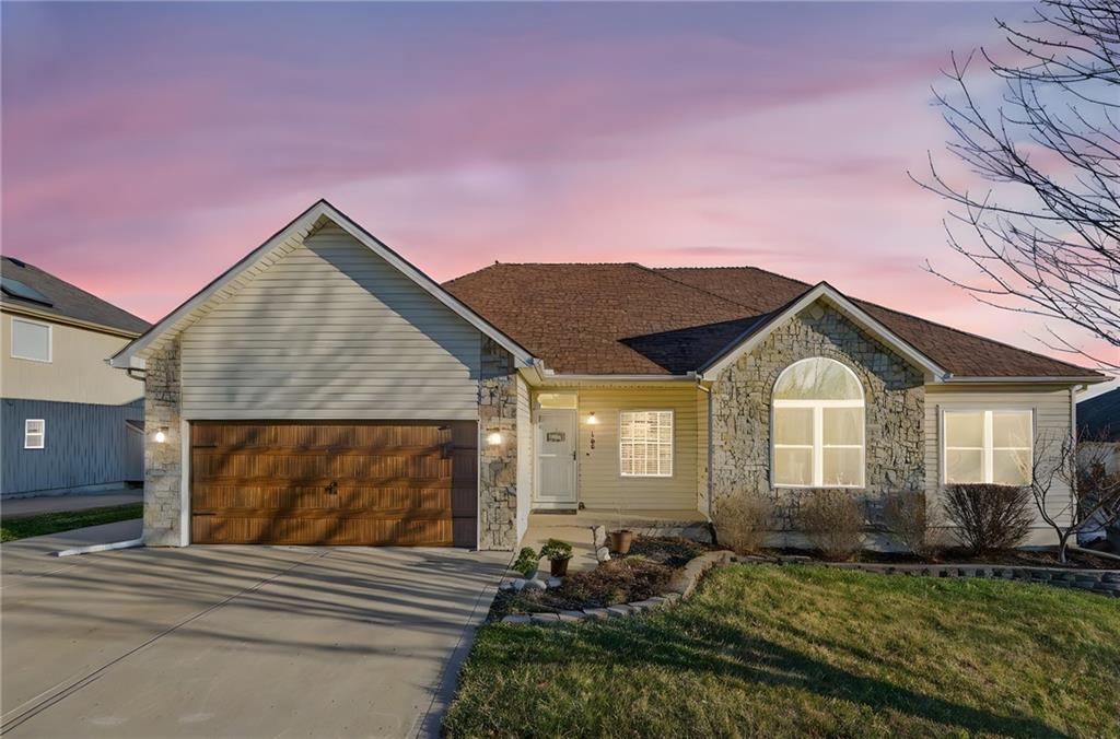 Listing Photo MLS #HMS2603405